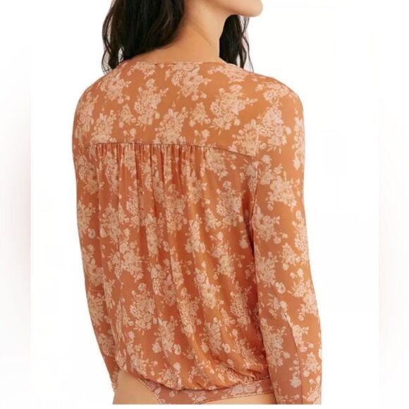 NWT-FREE PEOPLE Turnt Bodysuit - Picture 3 of 10